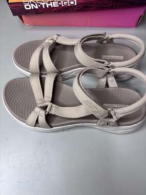 Slip-ins: GO WALK Flex Sandal - Blake, size 8